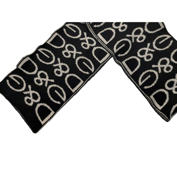 Dolce & Gabbana D&G Black & Off White Reversible Heavy Wool Scarf Pre-owned - Picture 9 of 16